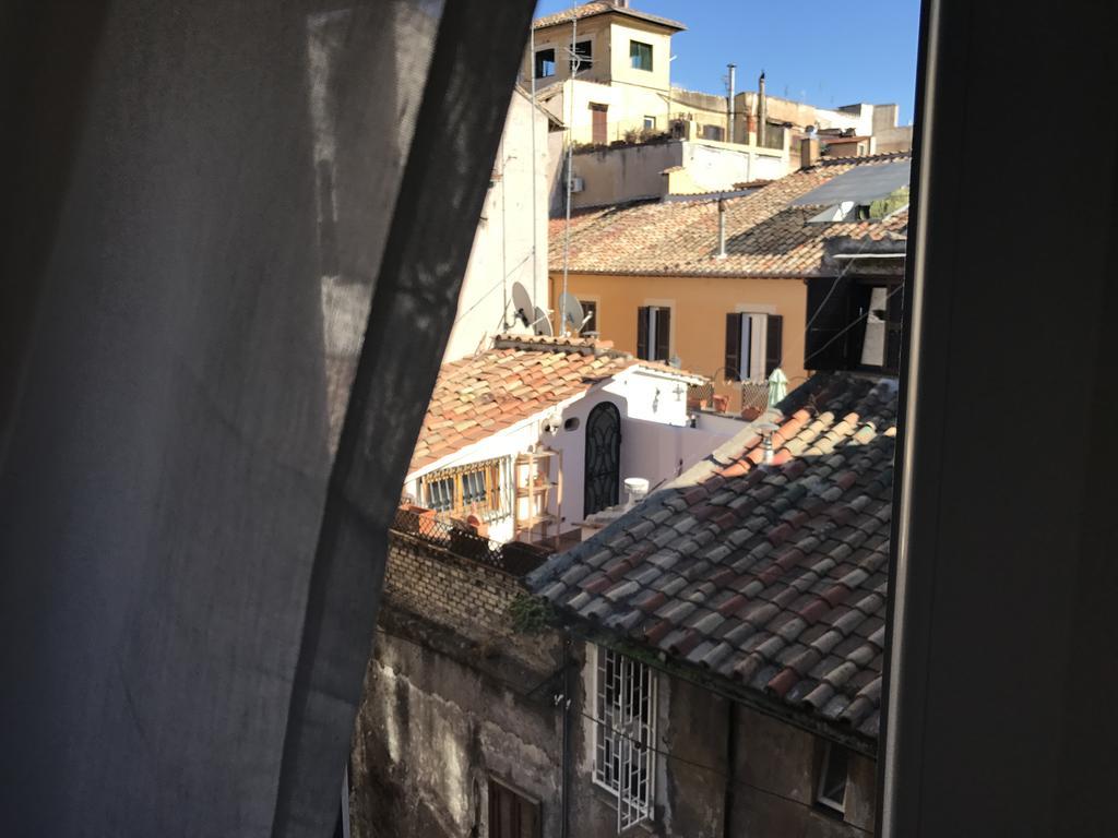 Studio Vicolo De Renzi Trastevere Rome Exterior photo